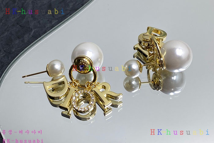 NEW 디올 귀걸이 신상 B 99268