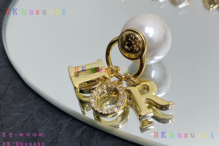 NEW 디올 귀걸이 신상 B 99268