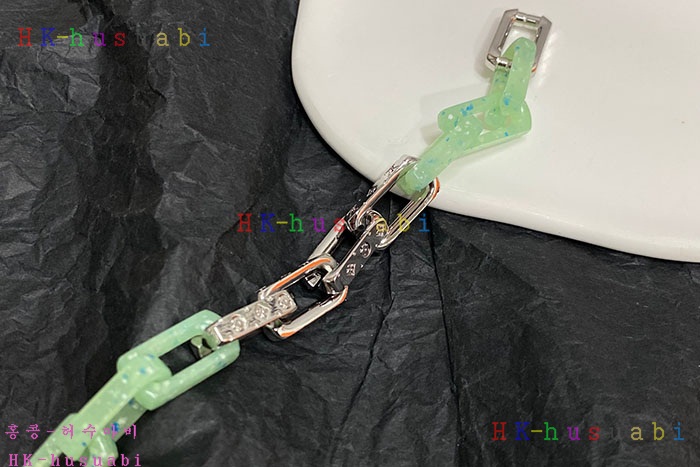NEW 루이비통 팔찌 신상 LV 925032