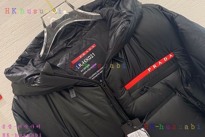 NEW 프라다 패딩 신상 P 635017