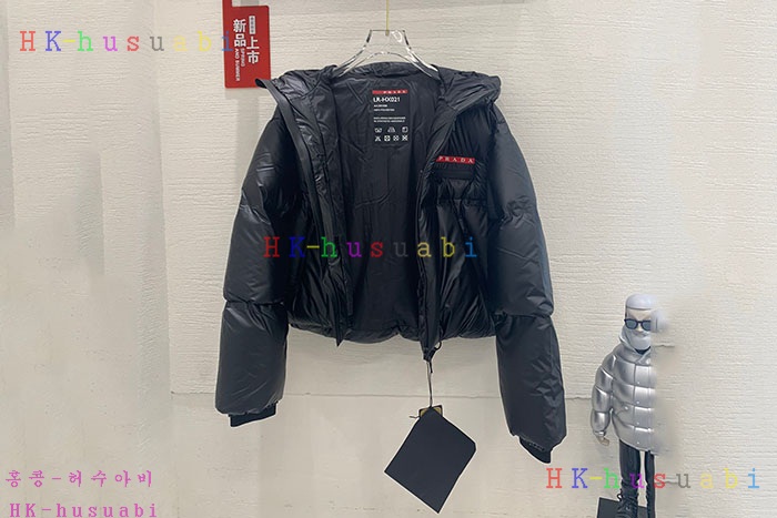 NEW 프라다 패딩 신상 P 635017