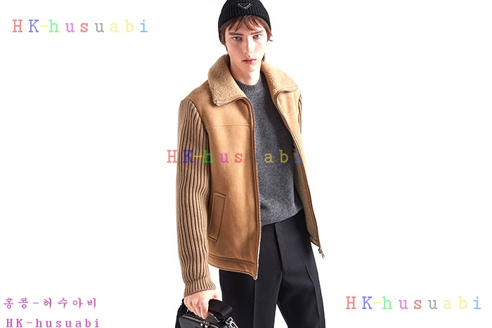 NEW 프라다 무스탕 신상 P 635020