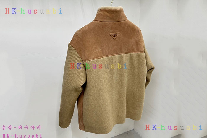 NEW 프라다 무스탕 신상 P 635020