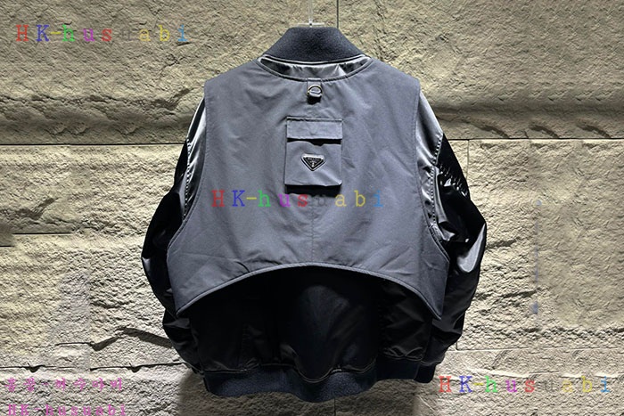 NEW 프라다 패딩 신상 P  525010