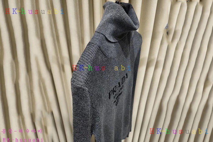 NEW 프라다 폴라니트 신상 P  525015