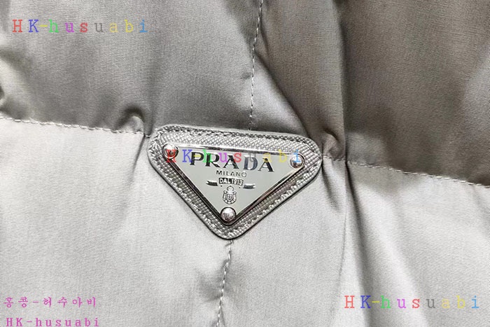 NEW 프라다 패딩 신상 P  525022