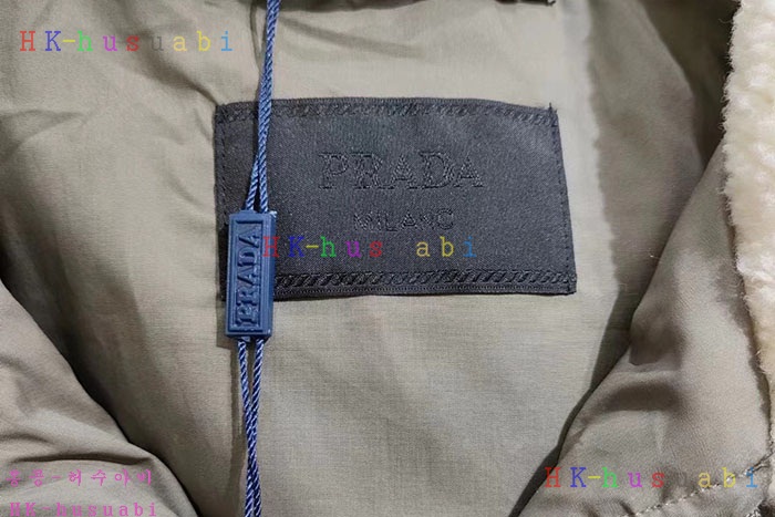 NEW 프라다 패딩 신상 P  525022