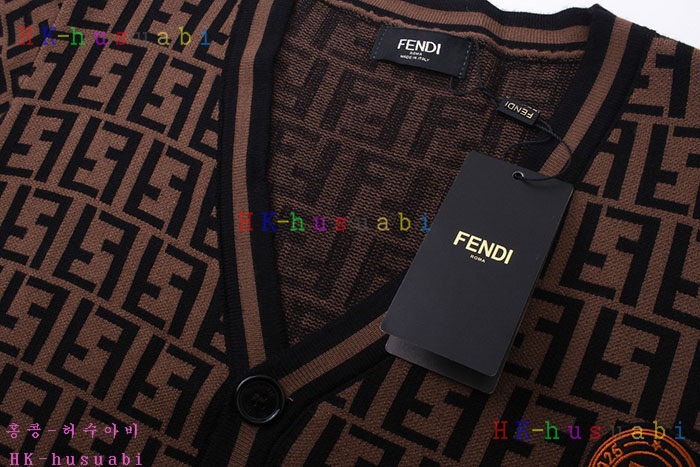 NEW 펜디 가디건 신상 FD 9282209