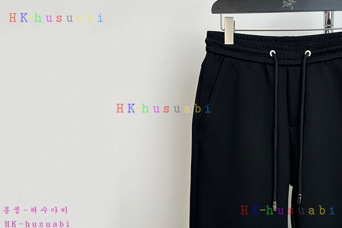 NEW 몽클레어 바지 신상 M 1074028