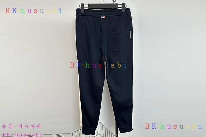 NEW 몽클레어 바지 신상 M 1074032
