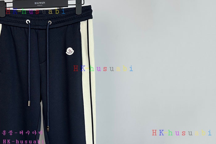 NEW 몽클레어 바지 신상 M 1074032