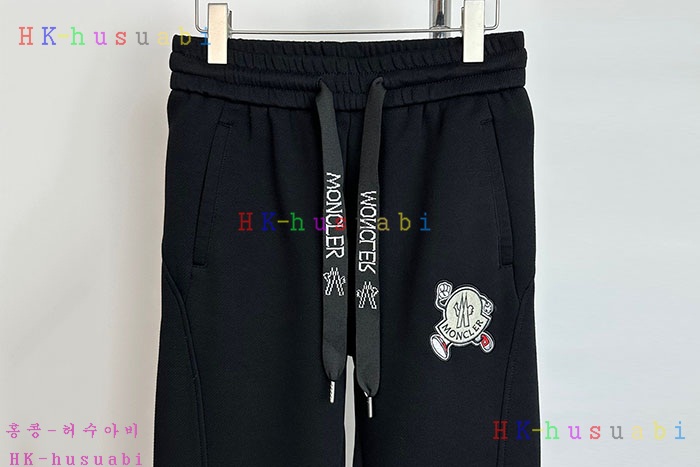 NEW 몽클레어 바지 신상 M 1074034