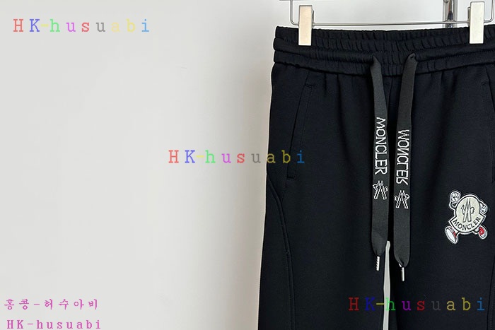 NEW 몽클레어 바지 신상 M 1074034