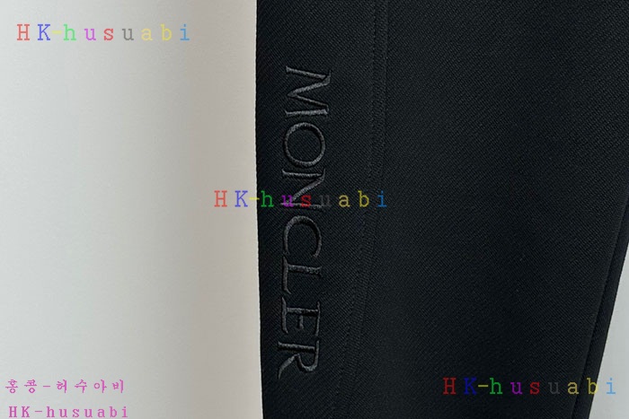 NEW 몽클레어 바지 신상 M 1074034