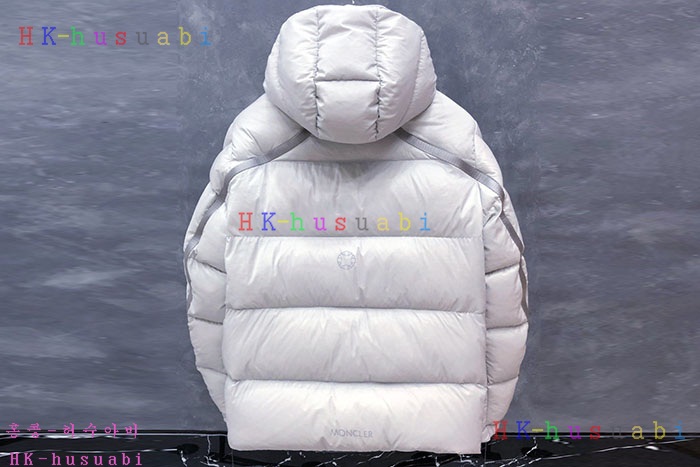 NEW 몽클레어 패딩 신상 M 1074058