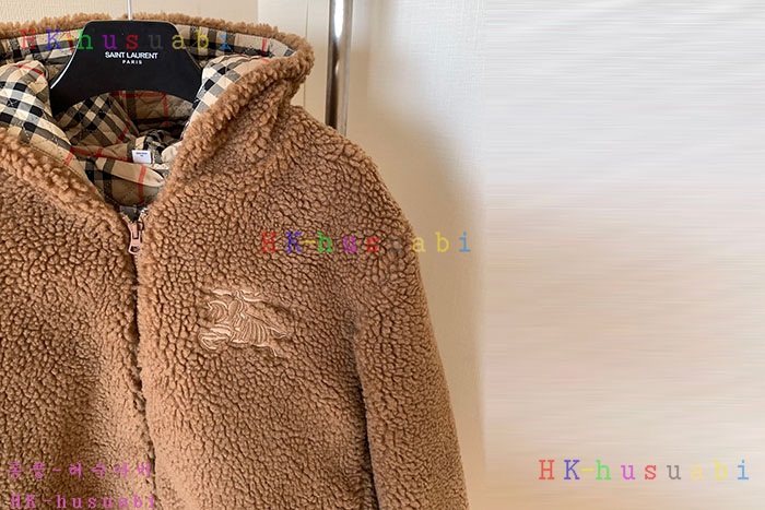 NEW 버버리 상의 신상 BB  8858018