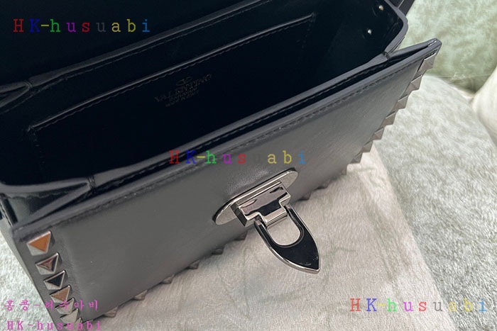 ★미러급★발렌티노 스몰 락스터드23 4W2B0M42-3