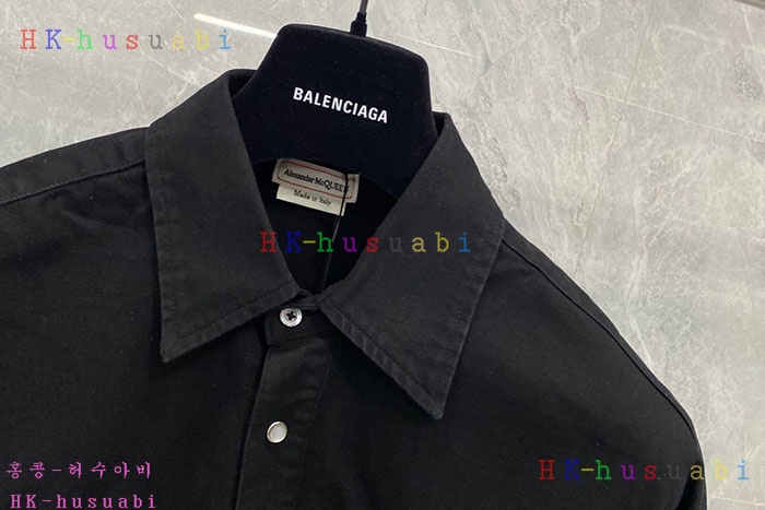 NEW 알렉산더맥퀸 남방 신상 MQ 5628010