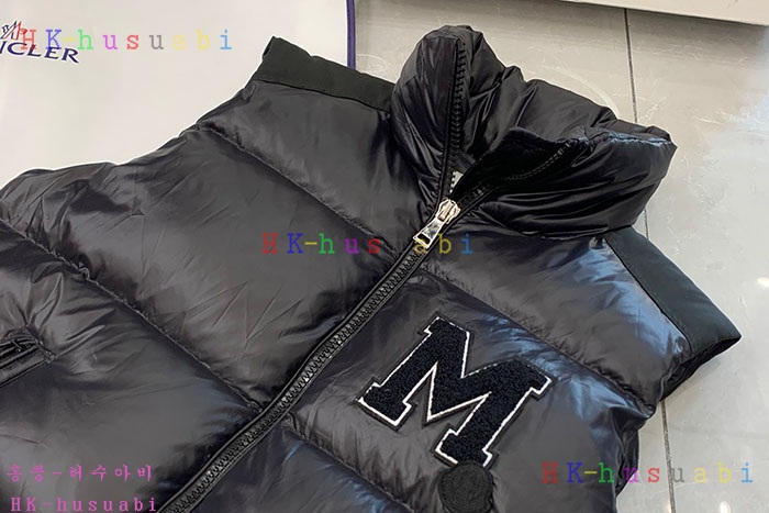 NEW 몽클레어 패딩조끼 신상 M 9958220