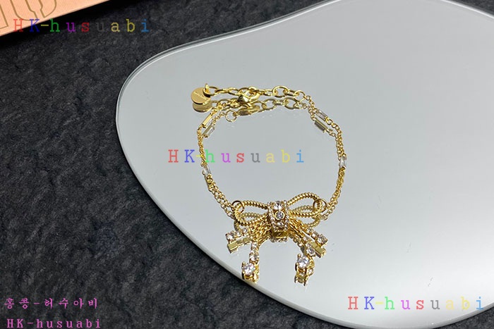NEW 미우미우 팔찌 신상 MU 8557008