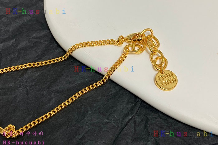 NEW 미우미우 팔찌 신상 MU 8557016