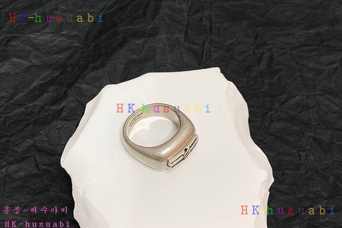 NEW 발렌시아가 반지 신상 B 955806