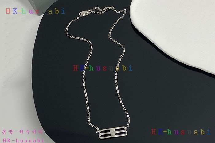 NEW 발렌시아가 목걸이 신상 B 955821