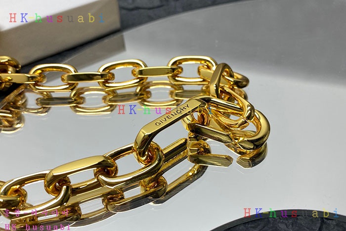 NEW 지방시 목걸이 신상 GV 996809