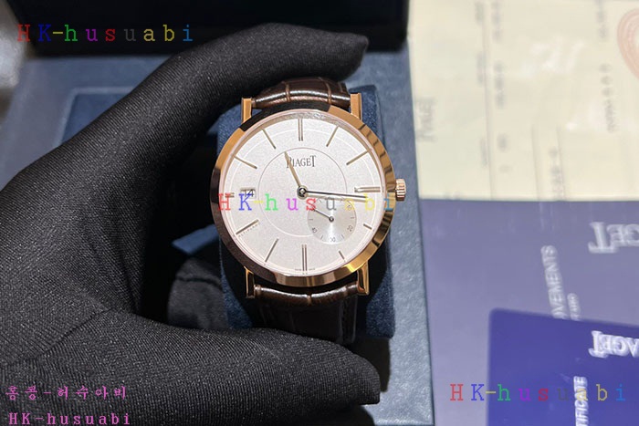 NEW 피아제 시계 신상 P 677403