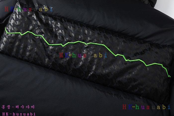 NEW 몽클레어 패딩 신상 M 774718