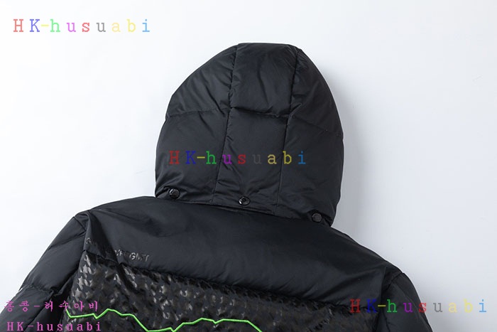 NEW 몽클레어 패딩 신상 M 774718