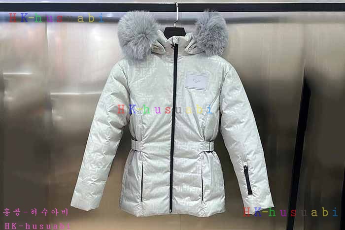 NEW 펜디 패딩 신상 FD 8600403