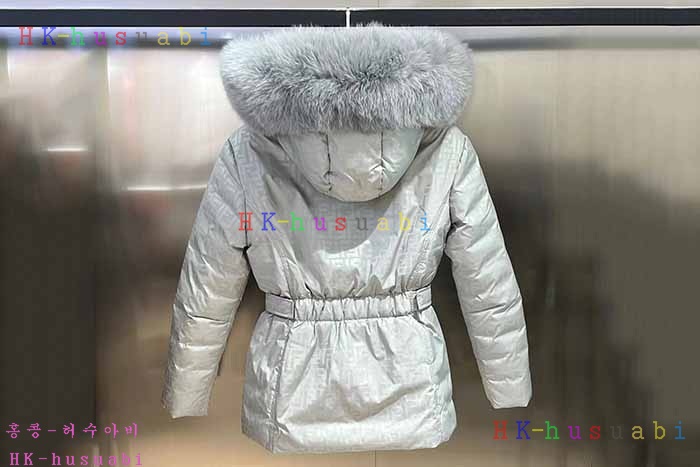 NEW 펜디 패딩 신상 FD 8600403