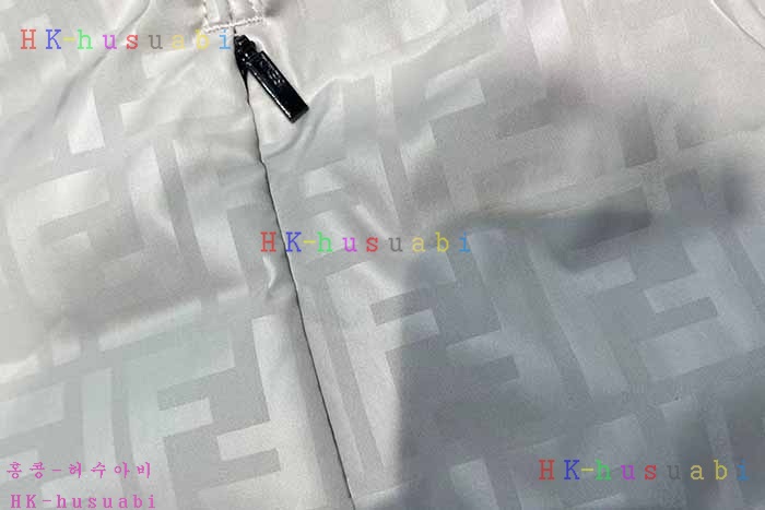NEW 펜디 패딩 신상 FD 8600403
