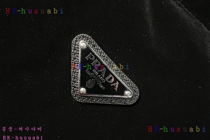 NEW 프라다 패딩 신상 P 9289953