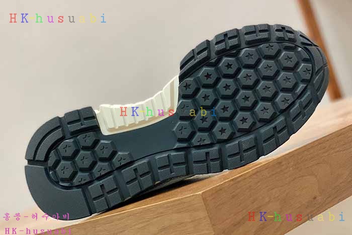 NEW 구찌 스니커즈 신상 GU 724002