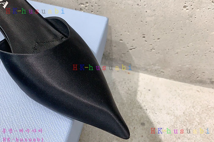 NEW 프라다 신발 신상 P 533022
