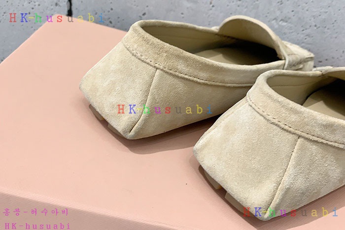 NEW 미우미우 신발 신상 MU 560102