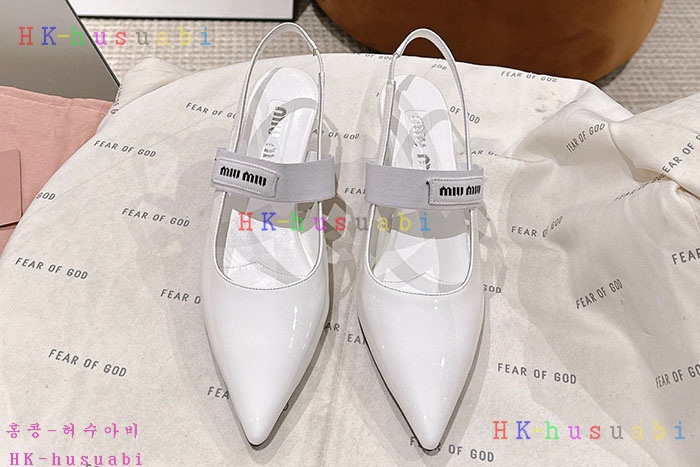NEW 미우미우 신발 신상 MU 560110
