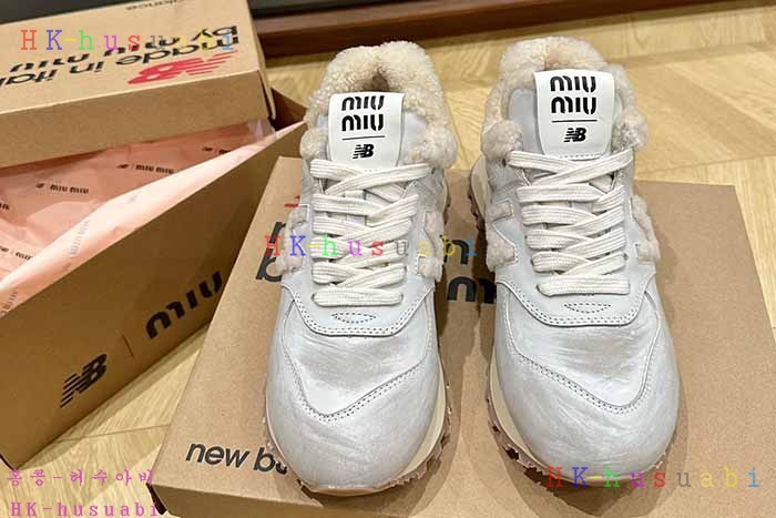 NEW 미우미우 신발 신상 MU 749907