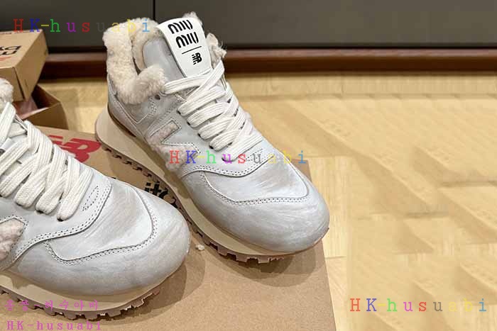 NEW 미우미우 신발 신상 MU 749907
