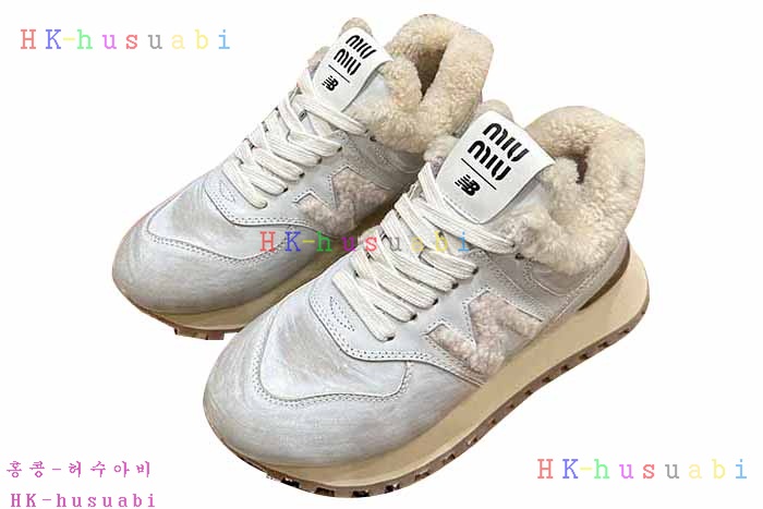 NEW 미우미우 신발 신상 MU 749907