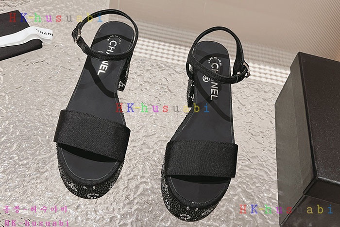 NEW 샤넬 샌들 신상 C 857704