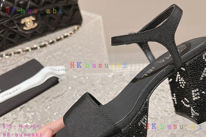 NEW 샤넬 샌들 신상 C 857704