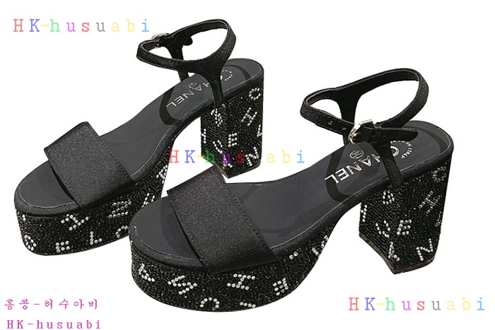 NEW 샤넬 샌들 신상 C 857704