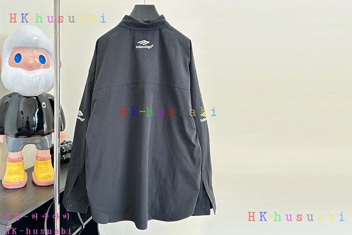 NEW 발렌시아가 상의 신상 B 968002