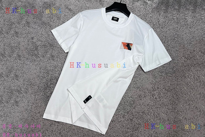 NEW 펜디 반팔티 신상 F 417701