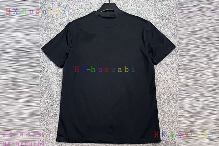 NEW 펜디 반팔티 신상 F 417704