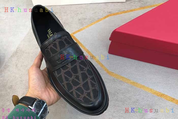 NEW 발렌티노  신발 신상 V 644171