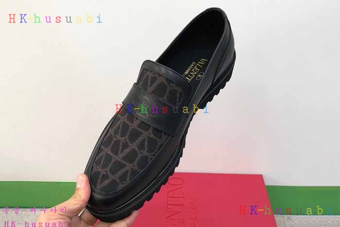 NEW 발렌티노  신발 신상 V 644171